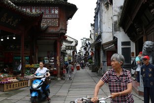 (英剧战火家园第一季百度网盘)战火家园第一季,家园之痛与人性光辉的交织